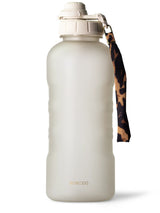 TRINKFLASCHE MIT STROHHALM